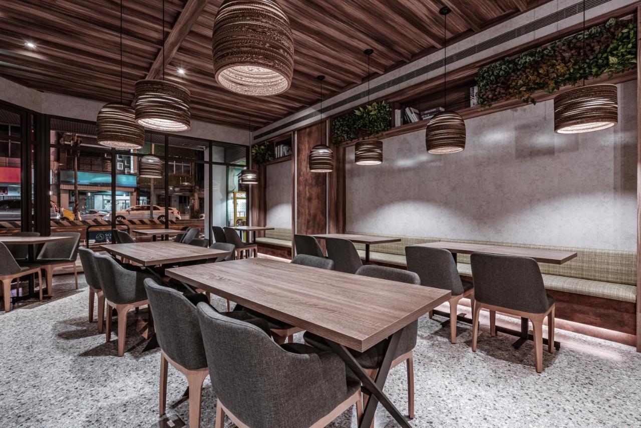 Somer Chew Hotel Đài Nam Ngoại thất bức ảnh
